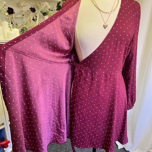 Loft Red Star Print Wrap Dress - Picture 9 of 12